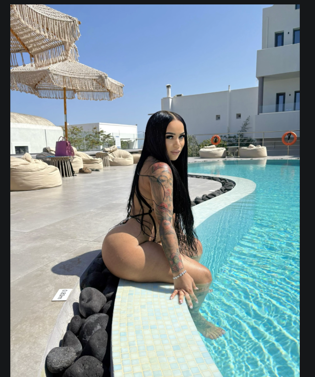 Karol latina schöne Fähigkeiten súper Arsch und heißen  Mund